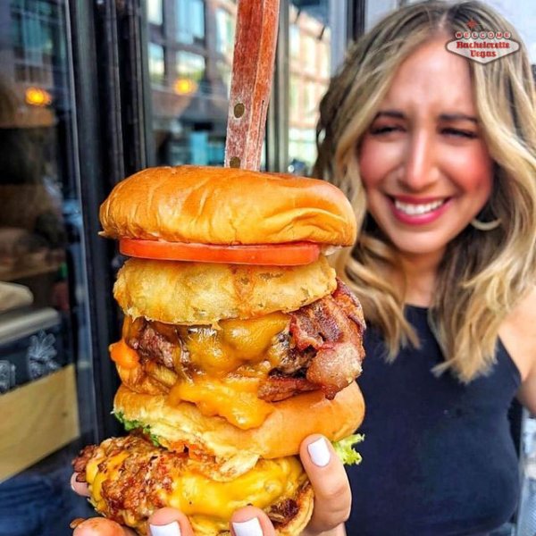 black-tap-crazy-burger