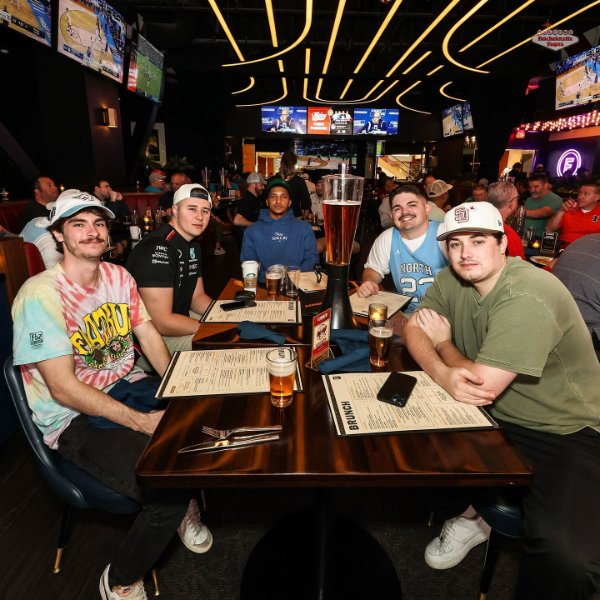 bachelor-party-club