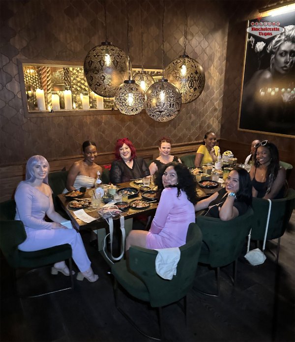 vegas-girls-nightout