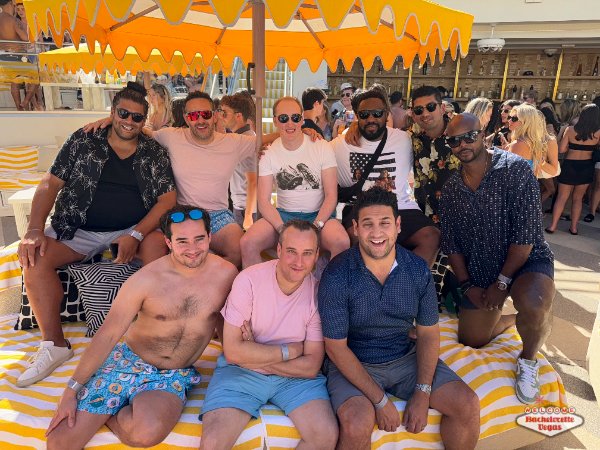 bachelor-party-liv-beach