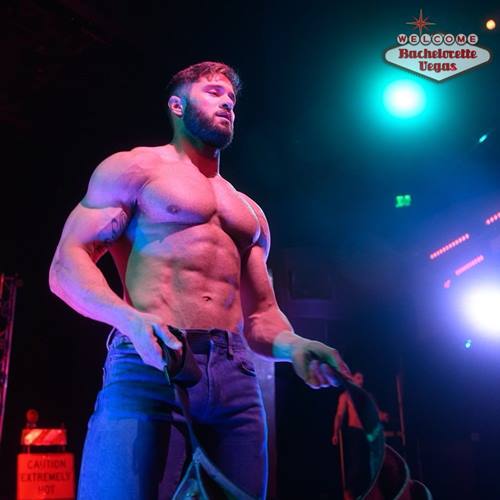 las-vegas-hot-dancer