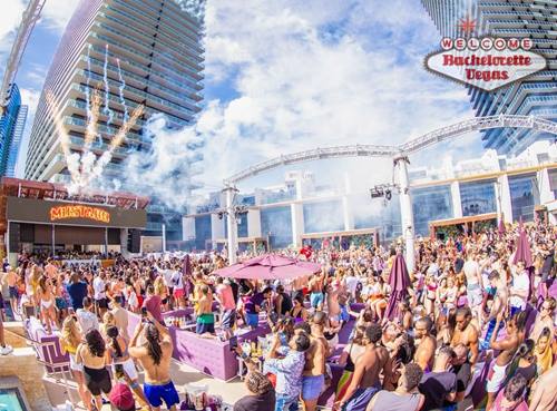 marquee-pool-party