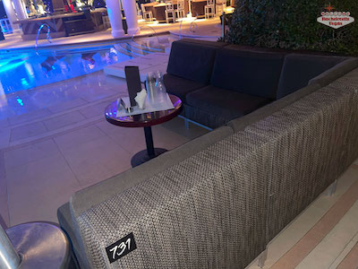 Poolside Daybeds (12 people)