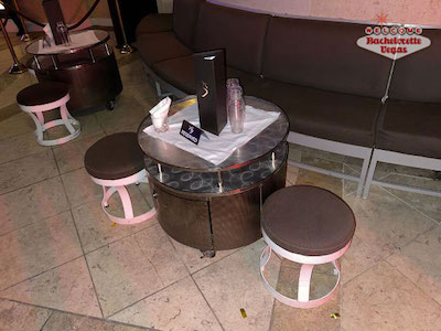 Small Side Stage Patio (6 people) 