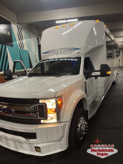 24-passenger-party-bus