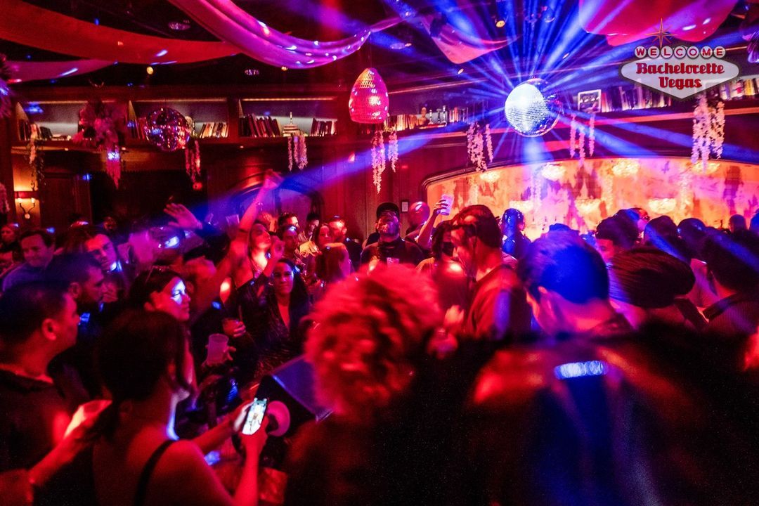 vegas club vibe