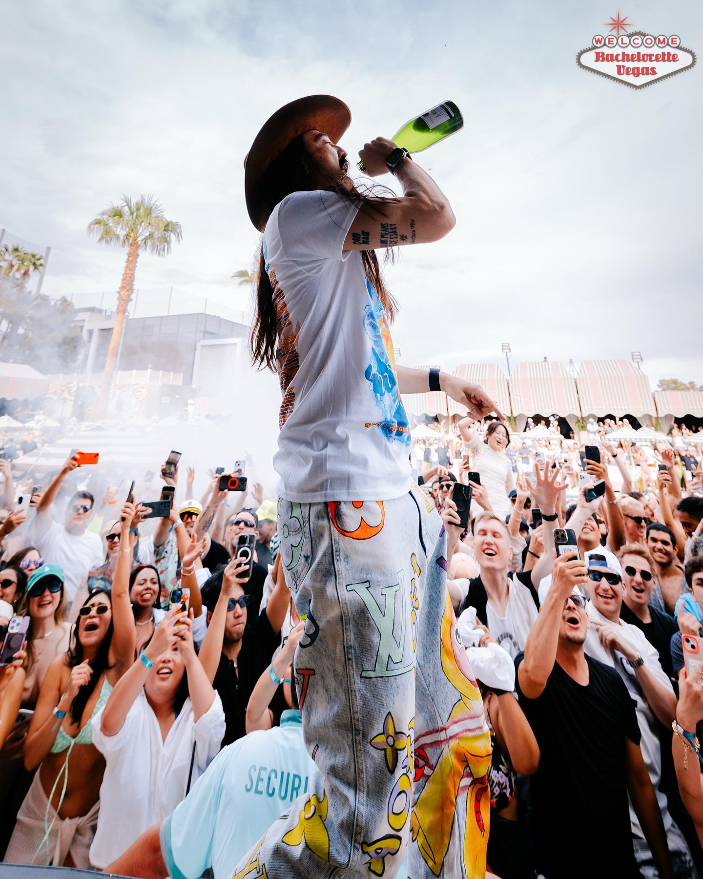 Steve Aoki Palm Tree Beach CLub