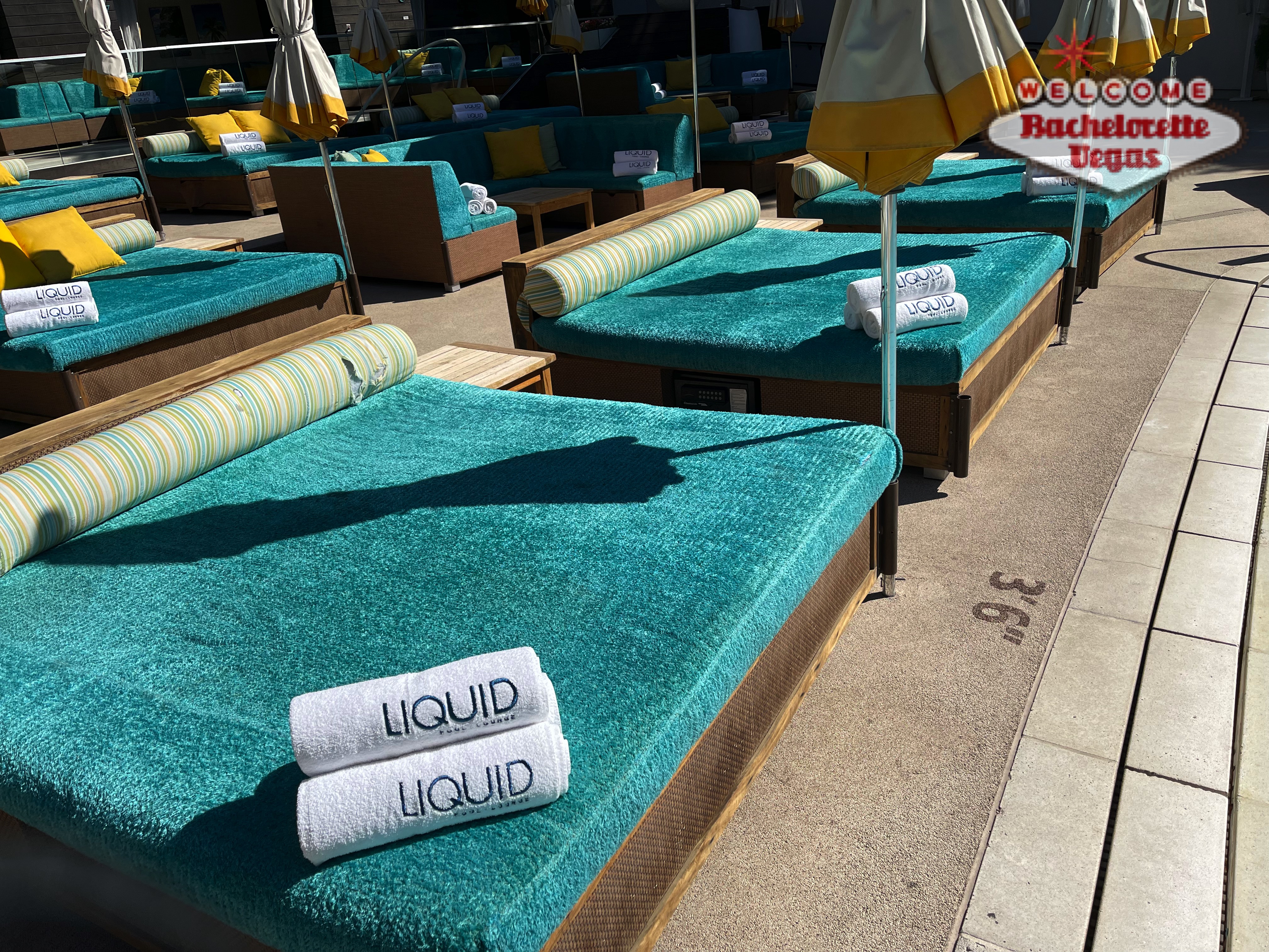 pollside daybeds
